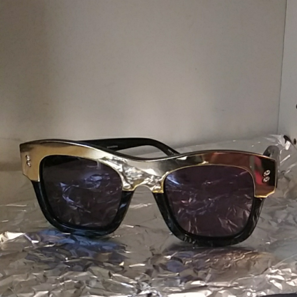 HellaStella Shades